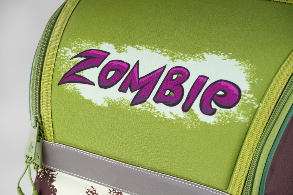Hlavní nápis na aktovce Baagl Zippy Zombie.