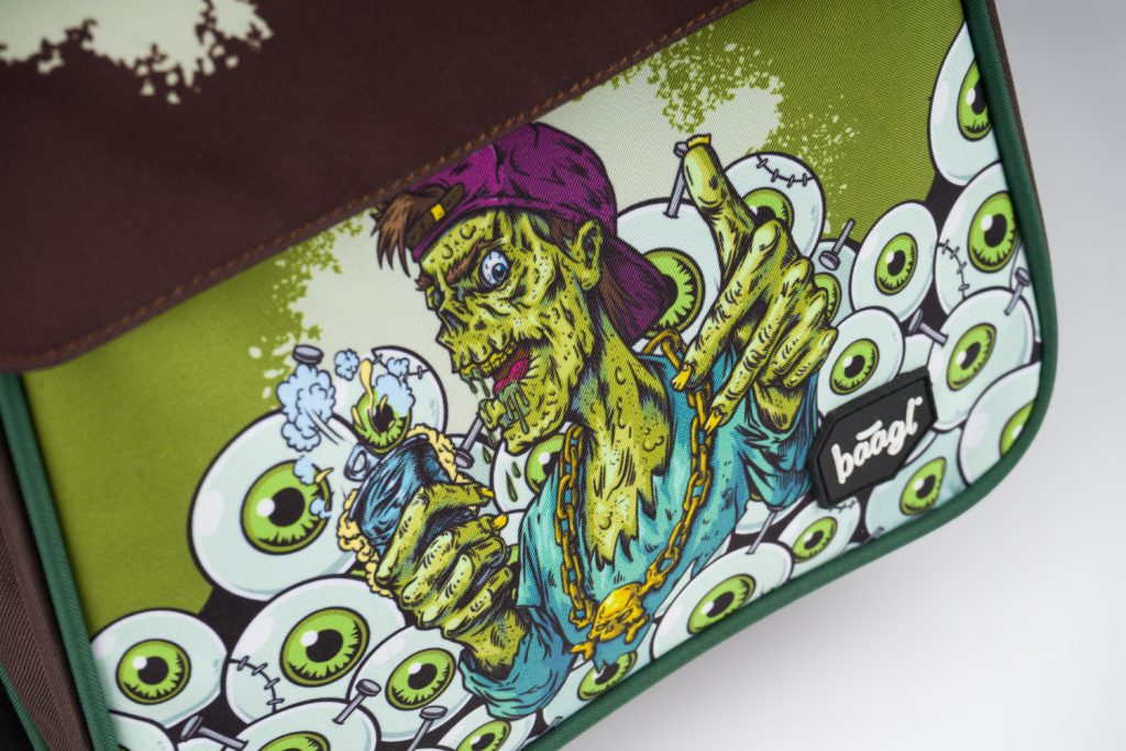 Menší kapsa na aktovce Zippy Zombie určená na svačinový box.