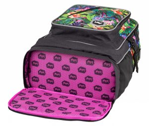 Kapsa na spodní části batohu BAAGL Cubic Tropical.