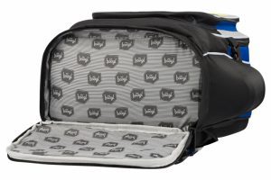 Kapsa na spodní části batohu BAAGL Cubic Neon.