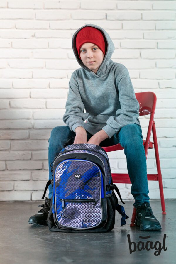 Školní batoh Core Paintball je určen klukům od 3. třídy základní školy.