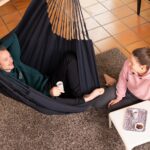 Houpací sedačka La Siesta Habana Comfort Mono - onyx v bytě