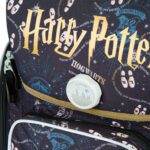 Magnetické zapínání Fidlock na aktovce Ergo Harry Potter Pobertův plánek.