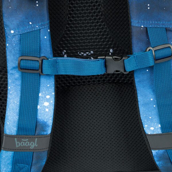 Ramenní popruhy batohu Skate Steel s balančními popruhy a hrudní přezkou.