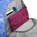 Vnitřní organizér v batohu MATE Cool Breeze doplněný pouzdrem na tablet.