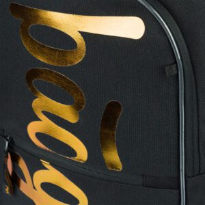 Výrazné logo na batohu Baagl Core Metallic Bronze.