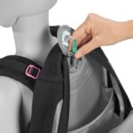 Nastavení délky zad batohu PORTER Pink Illusion se provádí přímo na zádech pro dokonalou ergonomii.