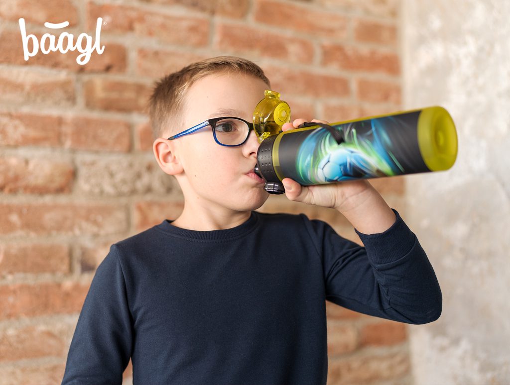 BAAGL Tritanová láhev na pití Fotbal, 700 ml - Obrázek 8