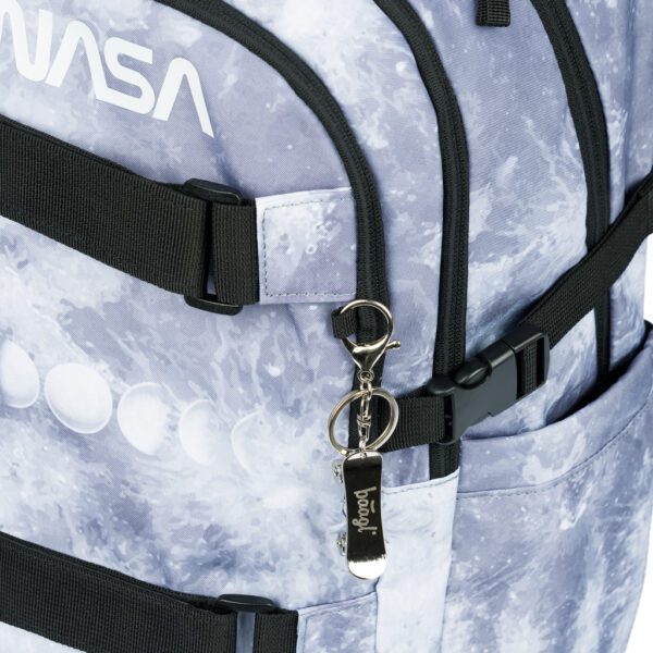 Přívěsek na batohu Skate NASA Grey.