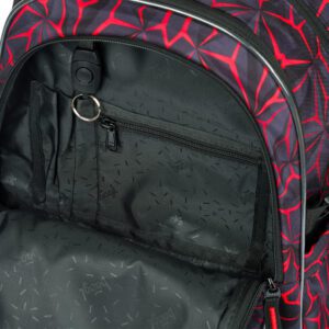 Organizér na tužky, drobnosti a klíče najdeme v menší kapse batohu Core Red Polygon.
