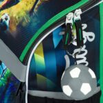 Přívěsek v podobě fotbalového míče na aktovce BAAGL Zippy Fotbal Hráč.