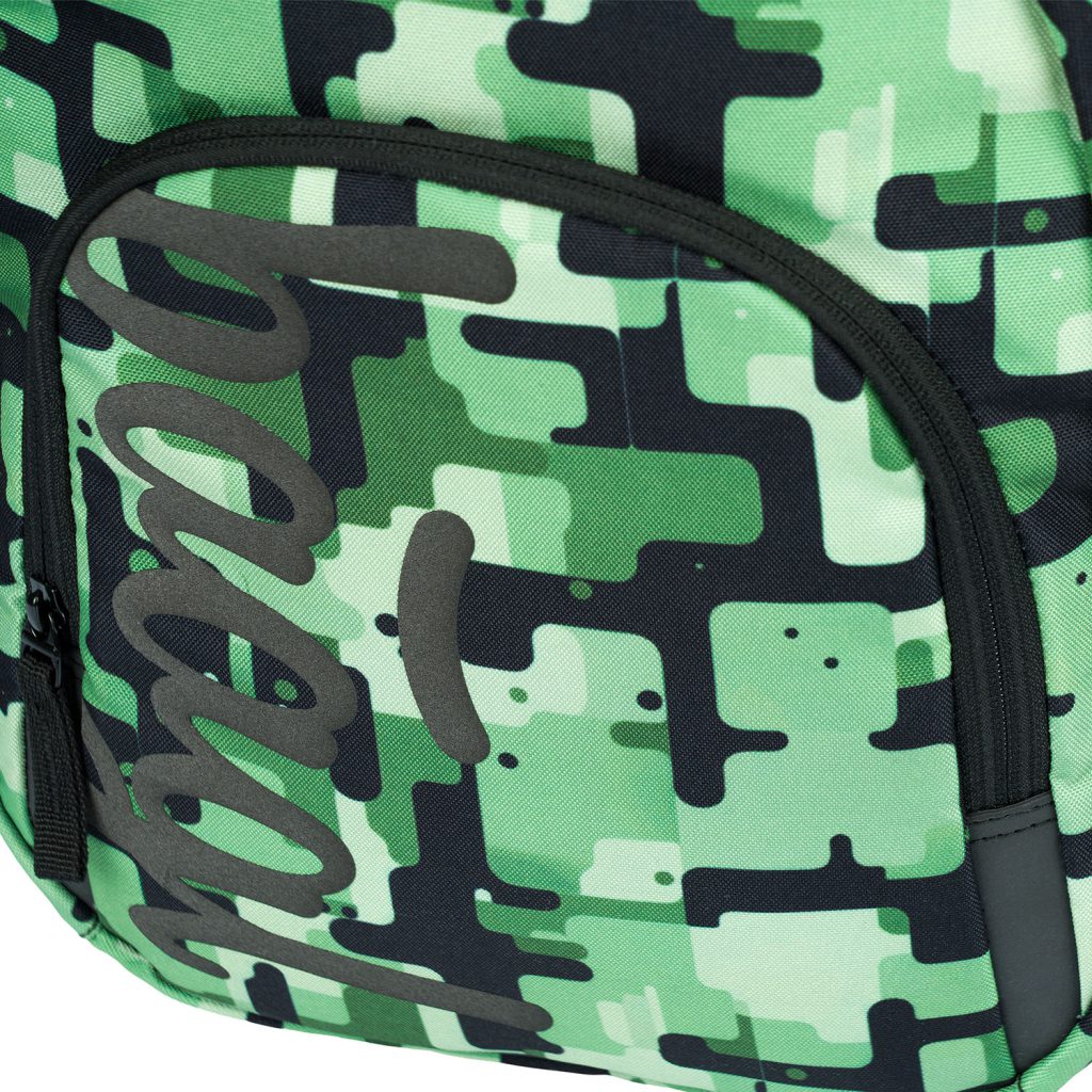 Izolovaná kapsa na svačinu u batohu BAAGL Coolmate Green.