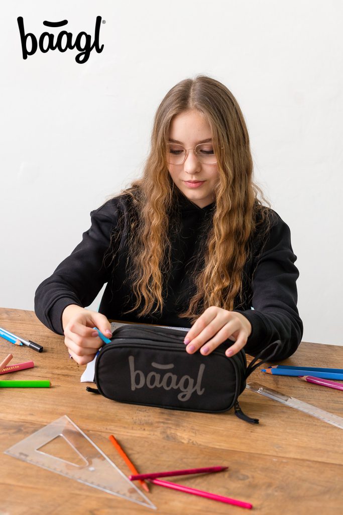 BAAGL Studentský penál etue Black - Obrázek 6