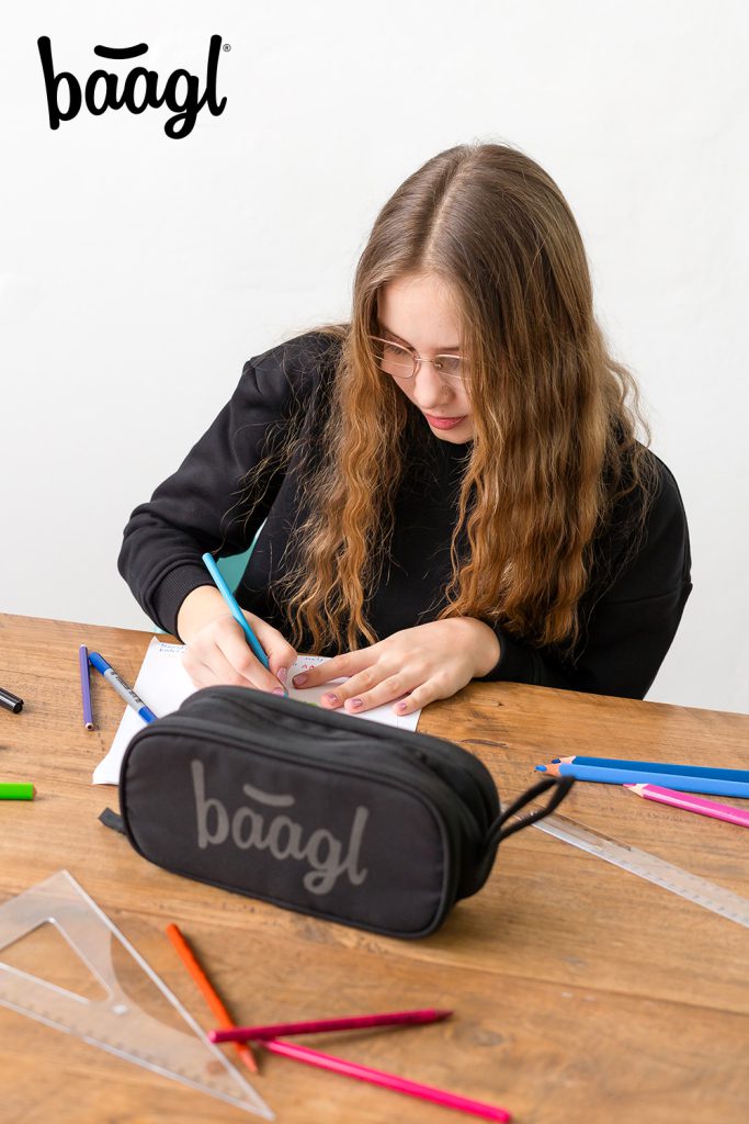 BAAGL Studentský penál etue Black - Obrázek 7